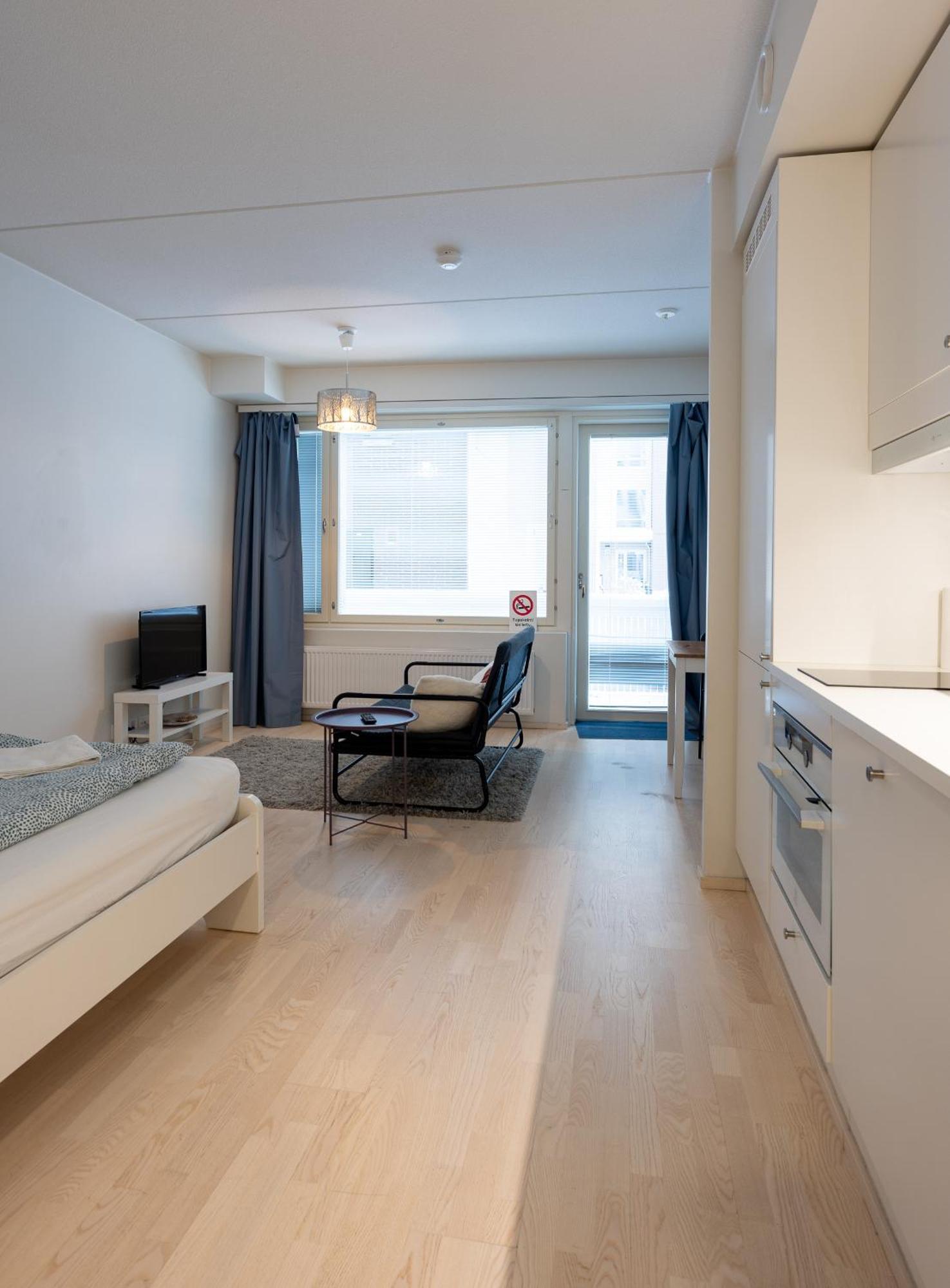Easy Stay Rooms & Apartments Near Airport Vantaa Ngoại thất bức ảnh