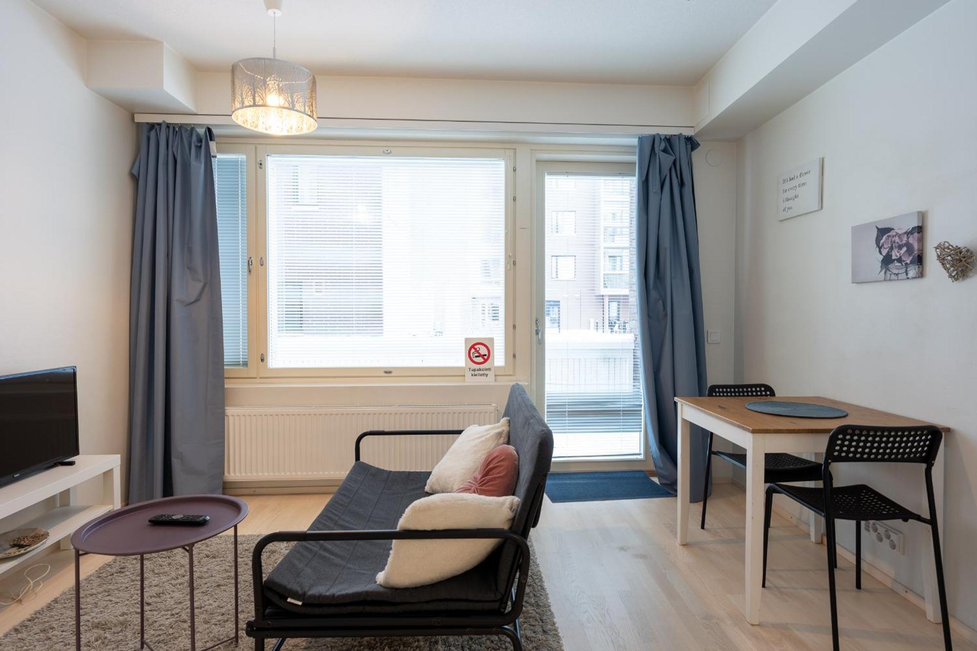 Easy Stay Rooms & Apartments Near Airport Vantaa Ngoại thất bức ảnh