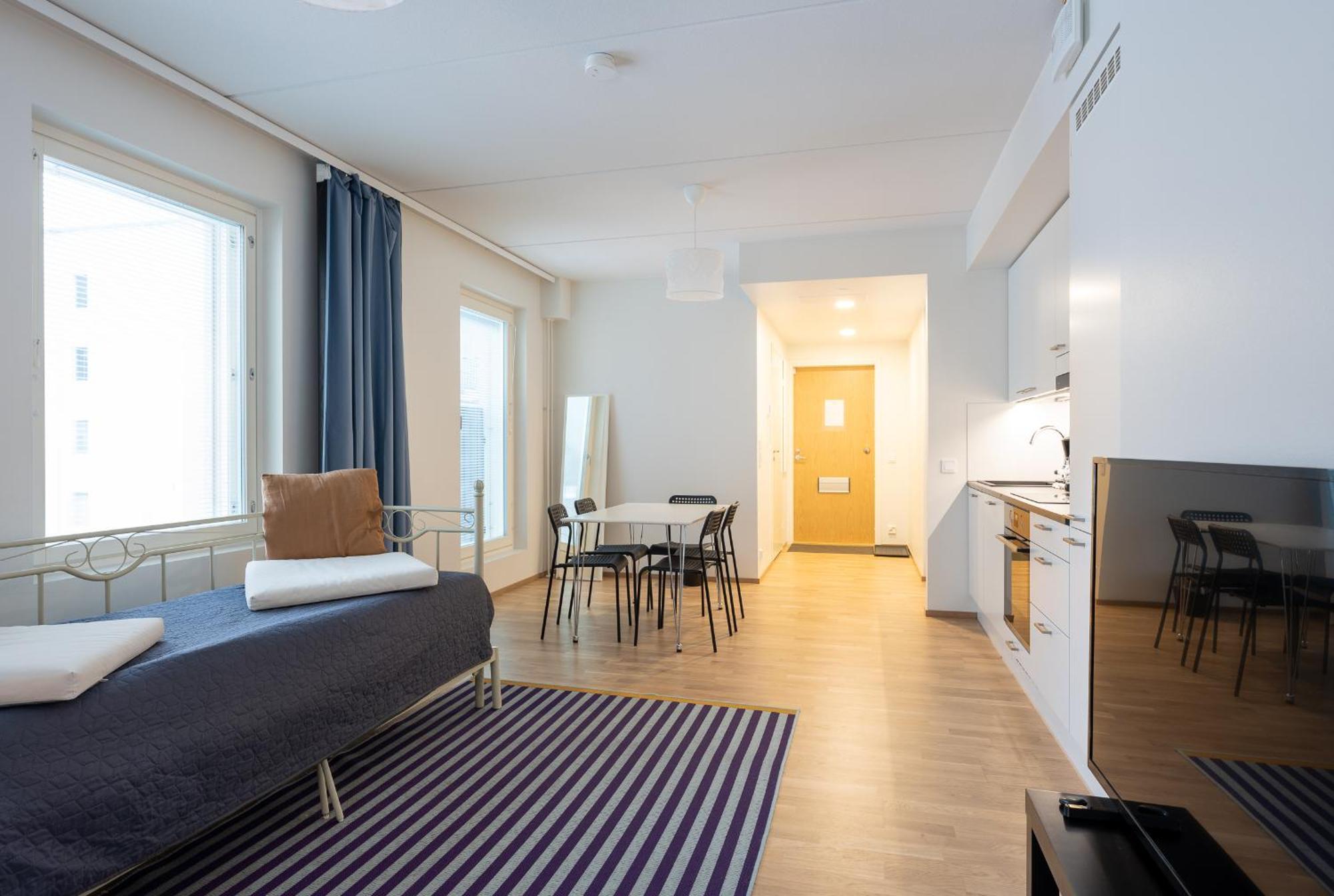 Easy Stay Rooms & Apartments Near Airport Vantaa Ngoại thất bức ảnh