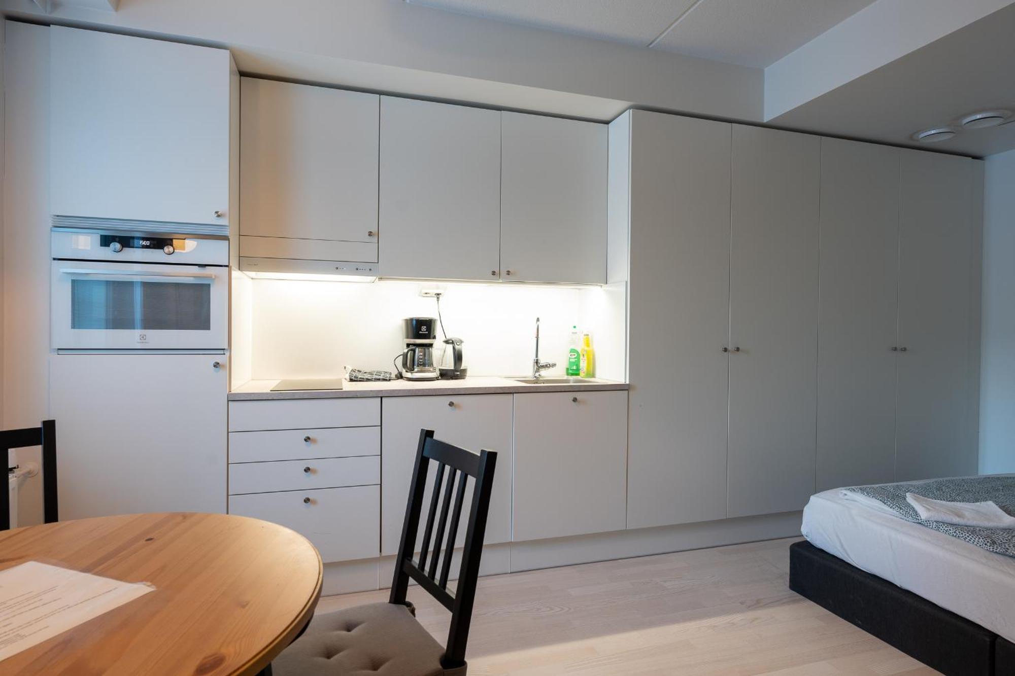 Easy Stay Rooms & Apartments Near Airport Vantaa Ngoại thất bức ảnh